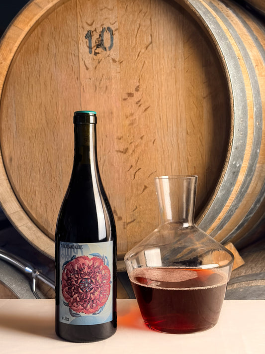 2023 Flōs Pinot Noir